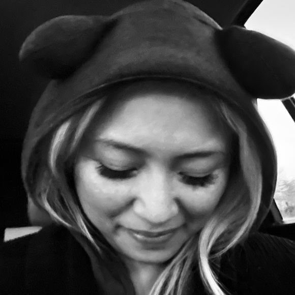 Your Posh Ambassador, Anna 🎤🎼 - Picture 6 of 7